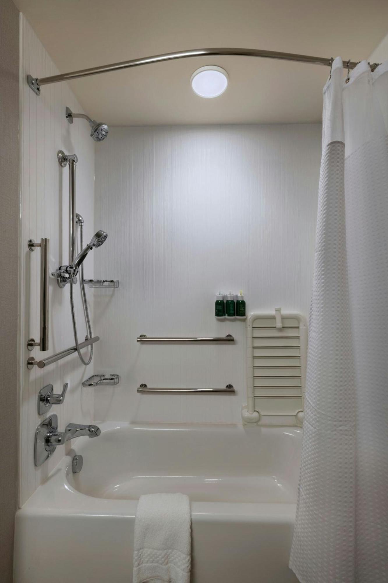 Courtyard St. Louis Brentwood Hotell Richmond Heights Exteriör bild